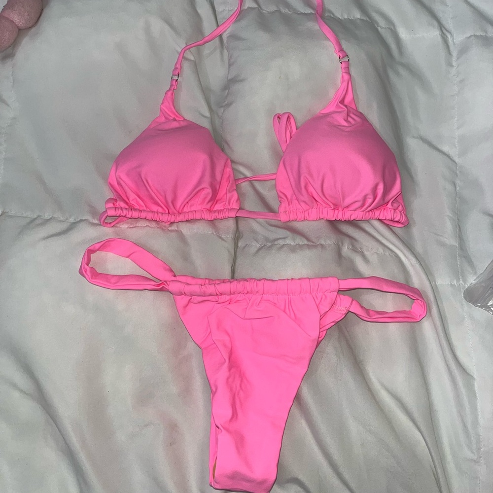 Never worn, Pink bikini set